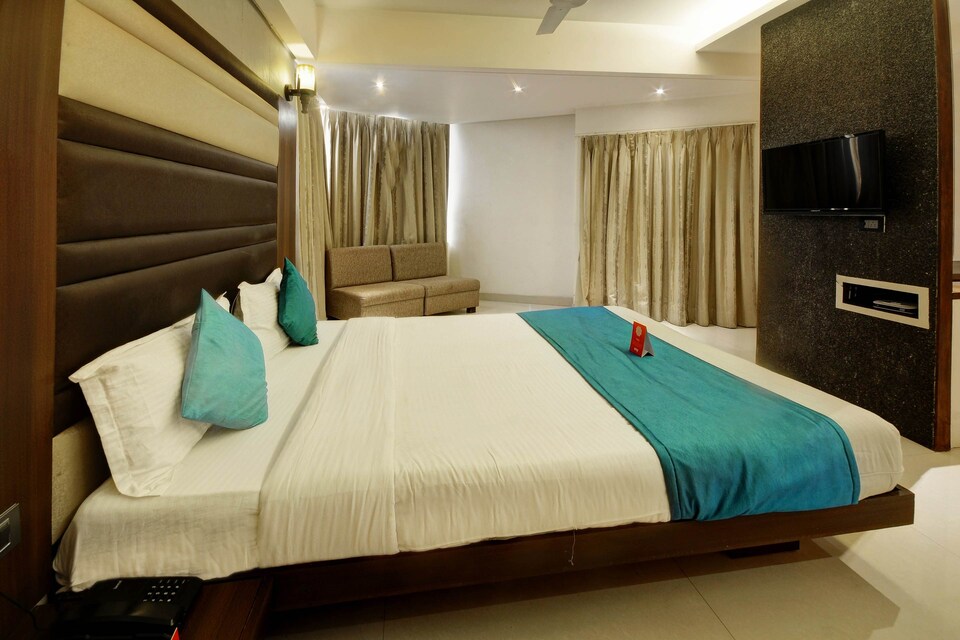 OYO 4285 Paldi, Ashram Road Ahmedabad, Ahmedabad