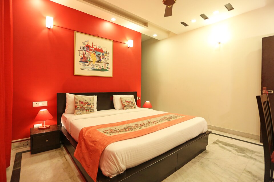 OYO Flagship 485 GK2 Savitri Cinema, Greater Kailash Delhi, Delhi