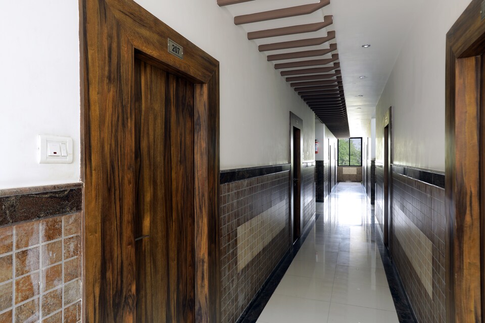 OYO 4316 Hotel Sai Empire, Shirdi, Shirdi