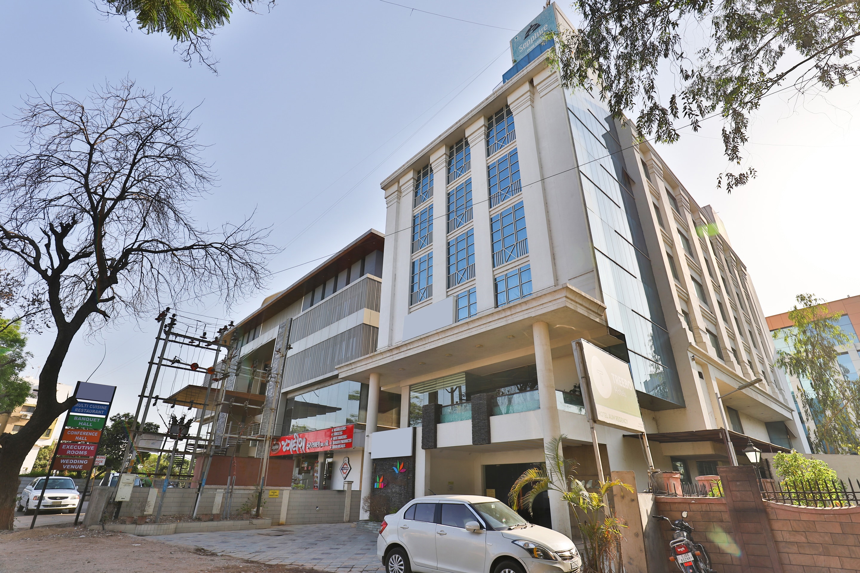 OYO 4320 Hotel Aum Regency