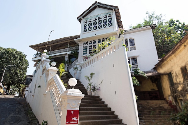 OYO Panaji Market Near Immaculate Conception Church
