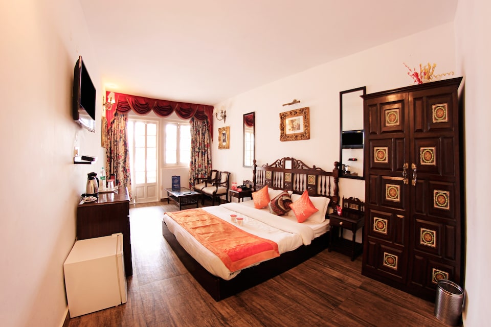 OYO 4325 Railway Station, The Mall Road-Shimla, Shimla