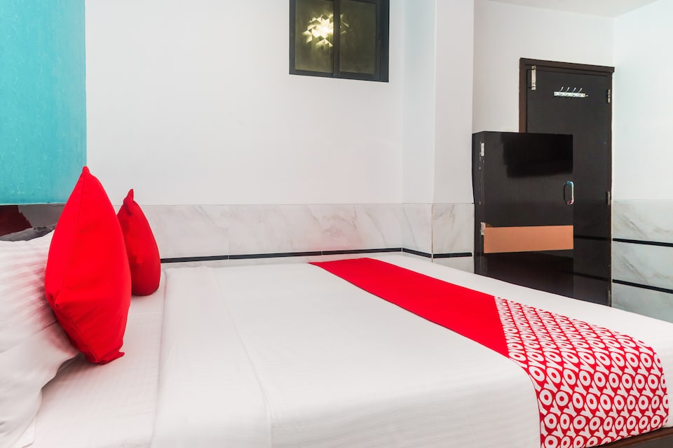 Live on MUM1808, Mumbai Sion-Kurla-Ghatkopar, Mumbai