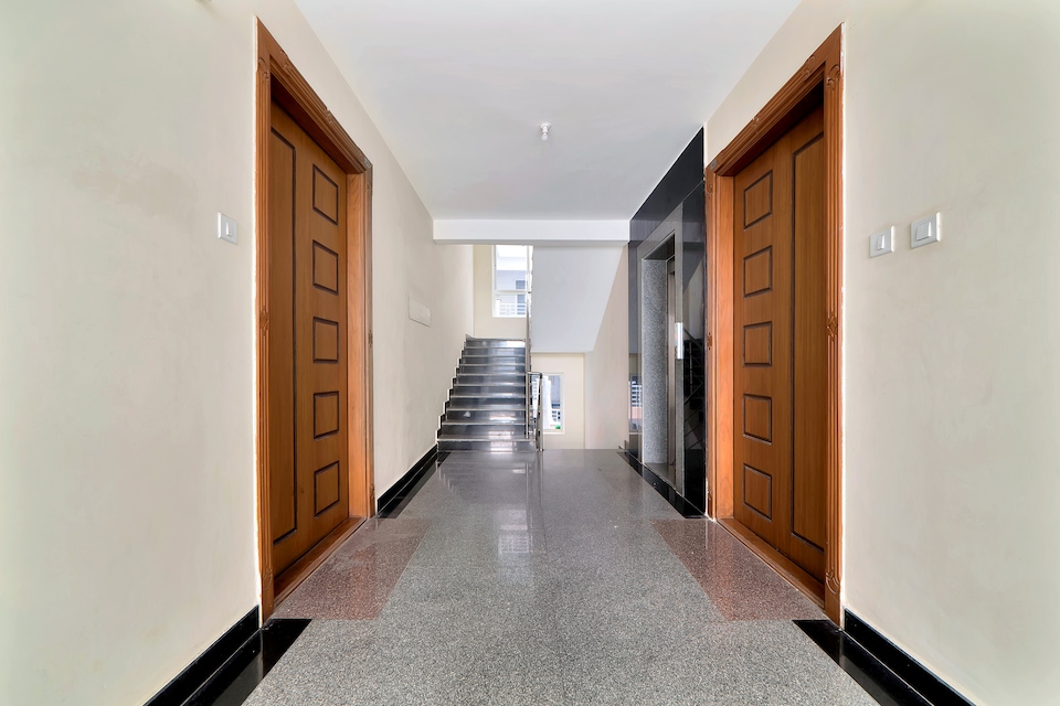 Capital O 4346 Apartment Serene Nest, Kothaguda, Hyderabad