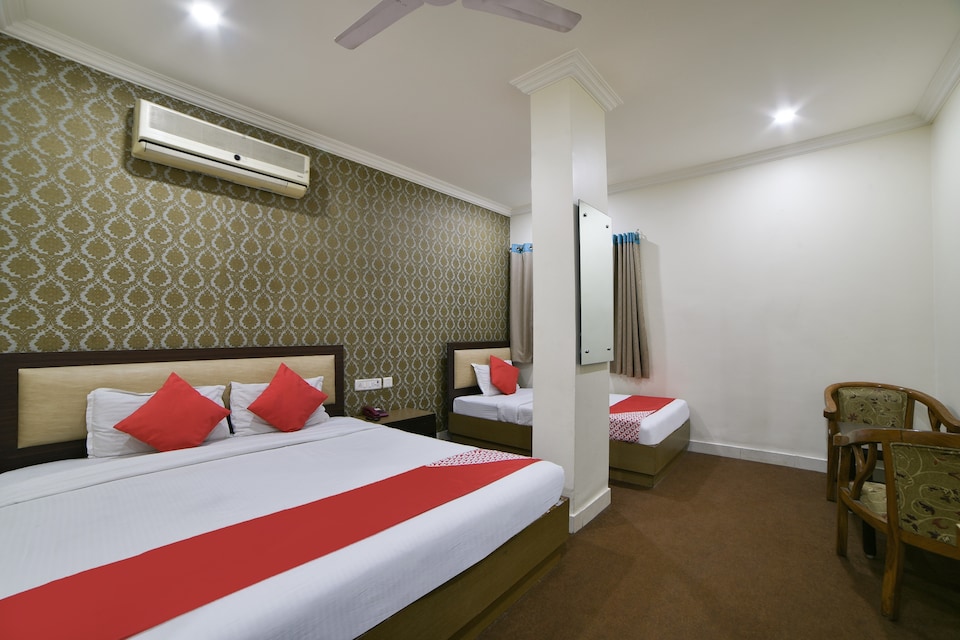 OYO Imax Inn Near Charminar, Abids, Hyderabad