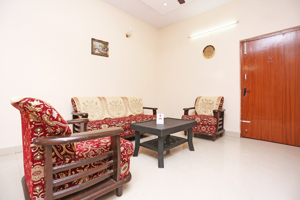 OYO 730 Hotel Karishma Homes, Begumpet, Hyderabad