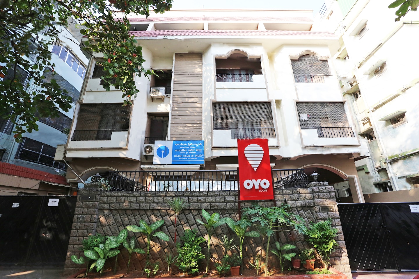 Oyo 730 Hotel Karishma Homes Budget Hyderabad Book 1878 Oyo 730 Hotel Karishma Homes 1