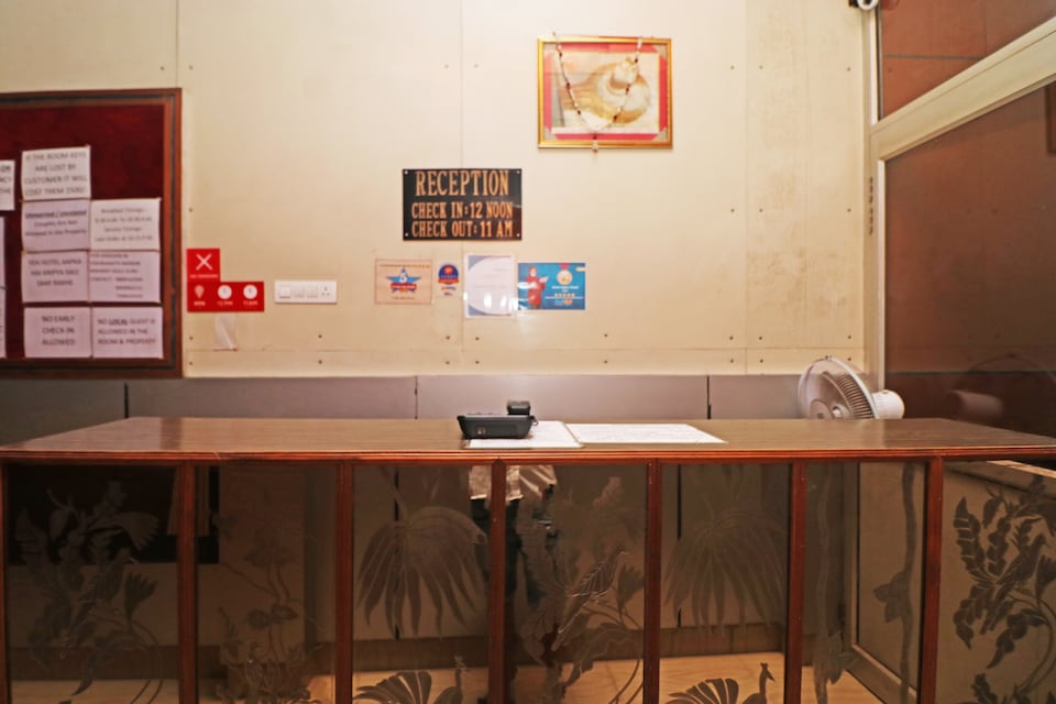 OYO 4398 Hotel Rajat Grand, Sigra, Varanasi