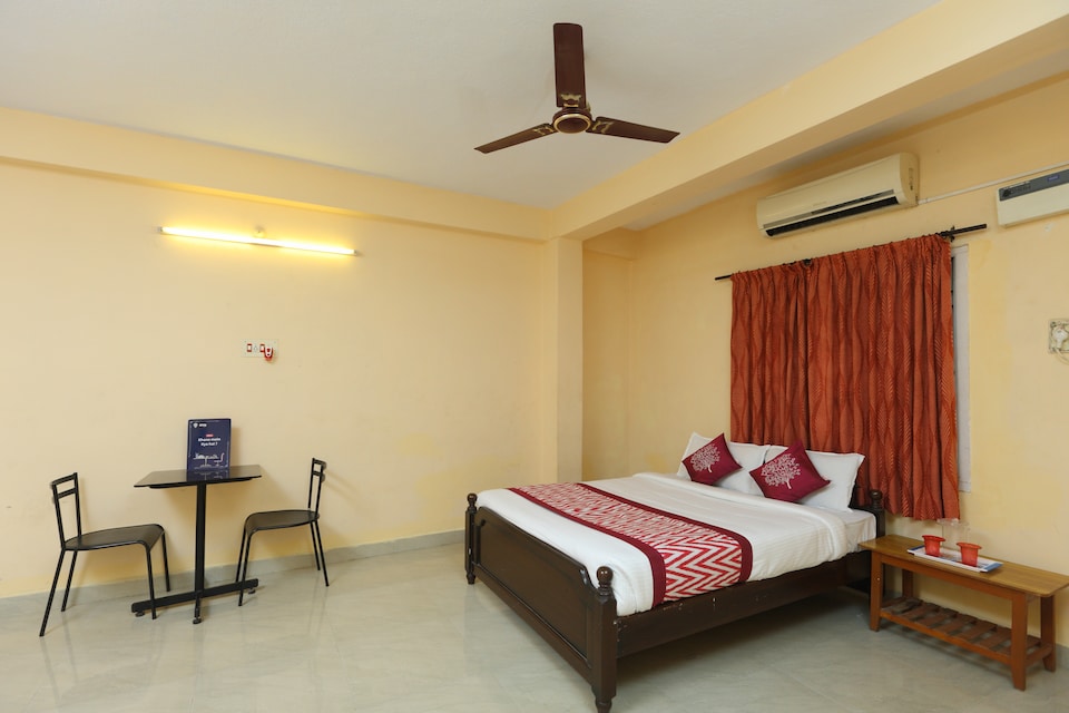 live under chn2082, Porur Chennai, Chennai
