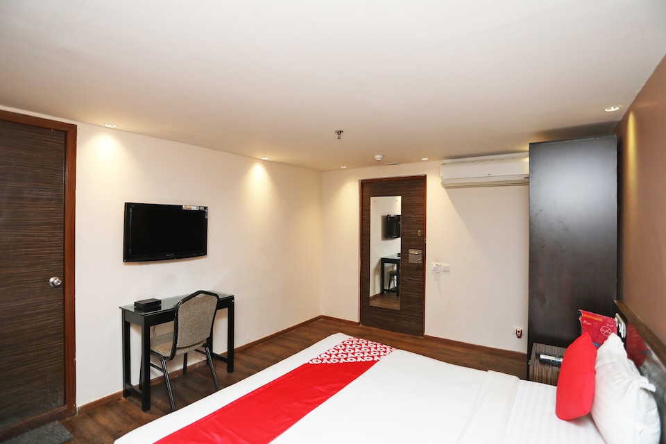 Capital O 736 Hotel Saltee, Salt Lake Kolkata, Kolkata