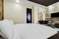 Palette Sapphire Star Chappan Market