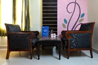 OYO Maruthi Residency Inn Near Miraj Cinemas - Shalini Shivani