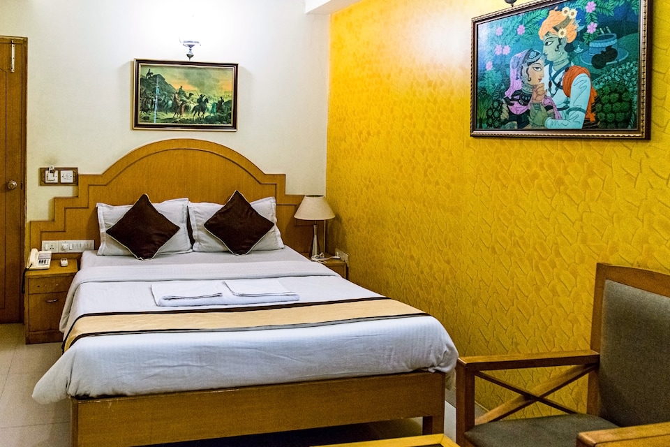 OYO 739 Hotel Terminus The Residency, Koramangala Sony World Signal, Bangalore