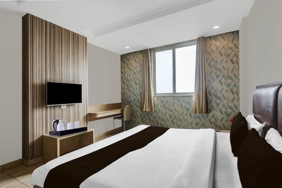 Super Hotel O Haldwani Near Bus Stand, Tikonia Haldwani, Haldwani