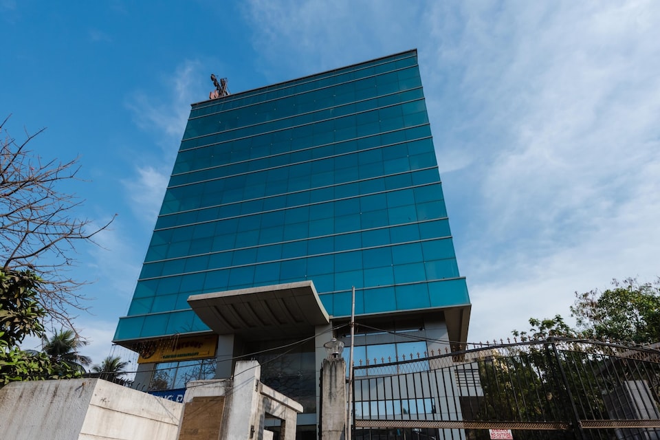 Capital O 4482 Ascot International, Mumbai International Airport, Mumbai