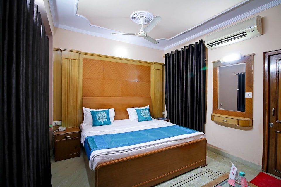 OYO 4489 Hotel Gyan Ganga Heritage, Bhupatwala, Haridwar