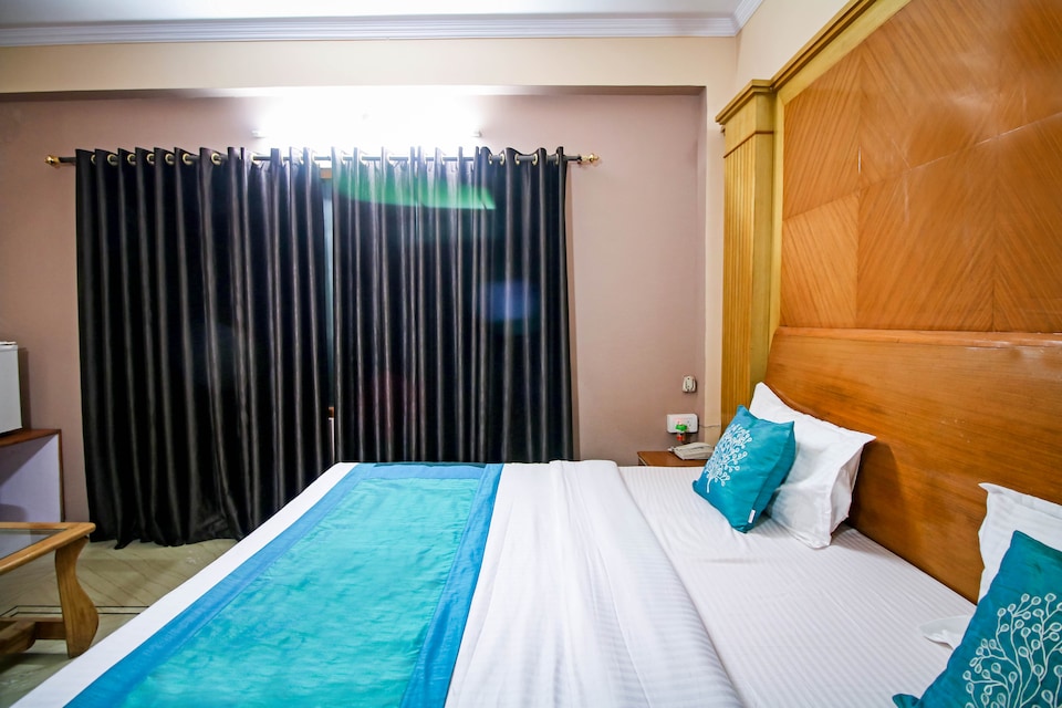 OYO 4489 Hotel Gyan Ganga Heritage, Bhupatwala, Haridwar