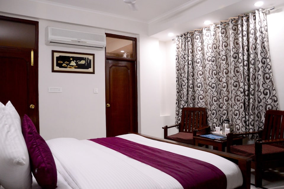OYO 4492 Stay Sukh Vilas, Raja Park Jaipur, Jaipur