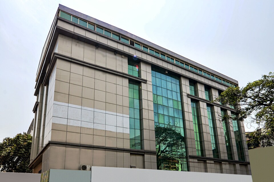 Capital O Hotel Central Park Near Birla Mandir, Abids-Nampally, हैदराबाद