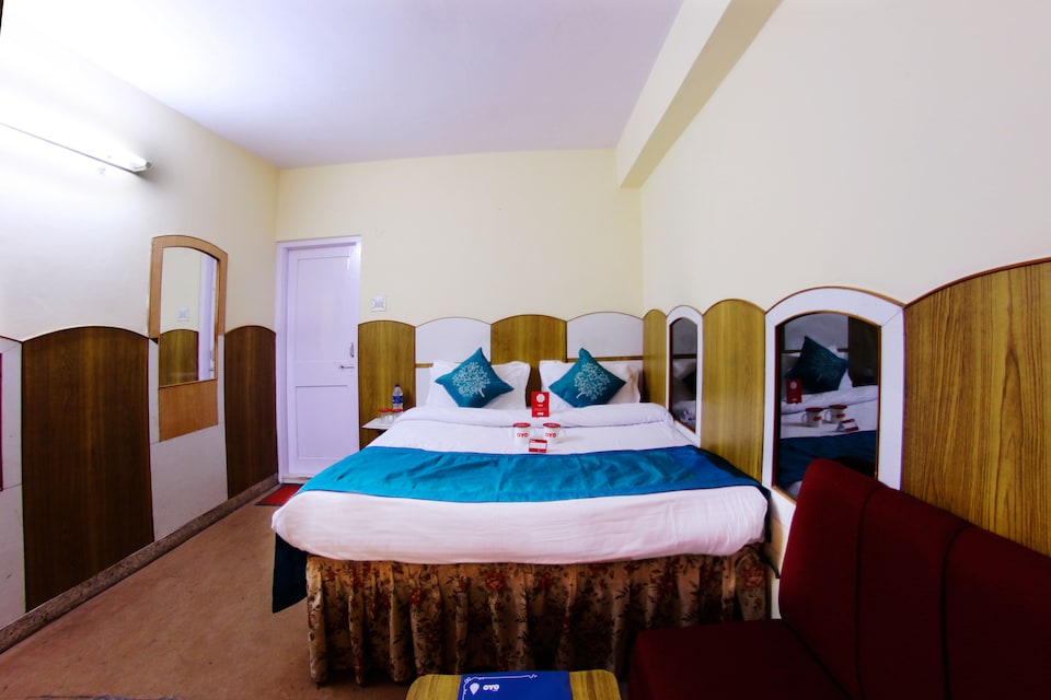 OYO Rooms 076 Lakkar Bazar Shimla, The Mall Road-Shimla, Shimla