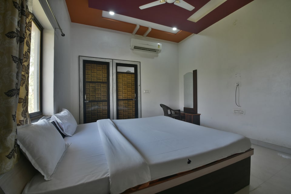 OYO 45277 Hotel Ashirwad, Airport Udaipur, Udaipur
