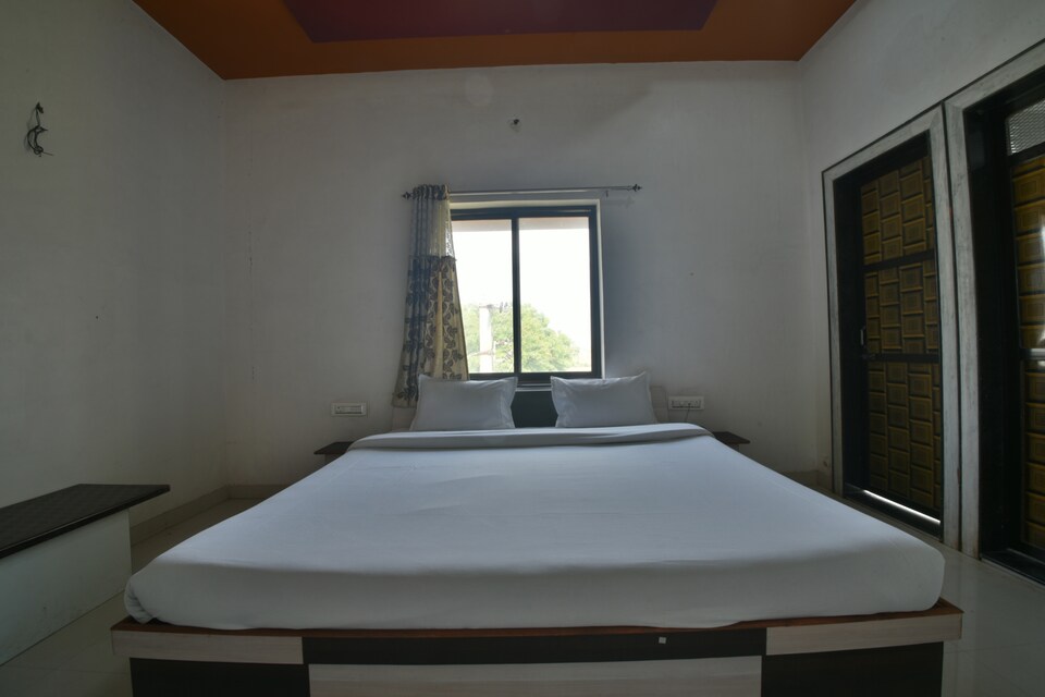 OYO 45277 Hotel Ashirwad, Airport Udaipur, Udaipur