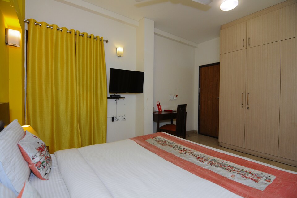 OYO Flagship 494 East of Kailash, Greater Kailash Delhi, Delhi