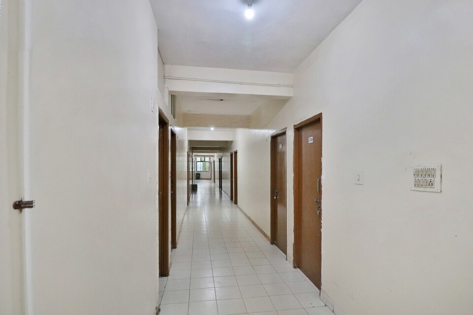 SPOT ON 45289 Shanthiniketan Homes, Bommasandara Bangalore, Bangalore