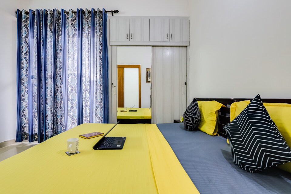 OYO LIFE NOD665 Sector 100, Noida Expressway SEZ, Noida