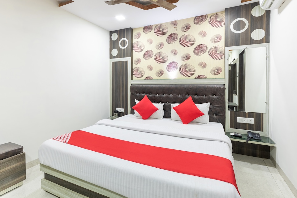 OYO 45301 Hotel Om Palace, Sagar, Sagar