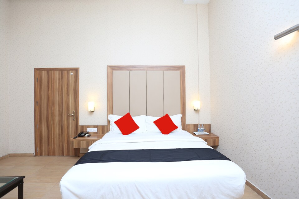 Capital O 45308 Hotel Highway, Tinsukia, Tinsukia