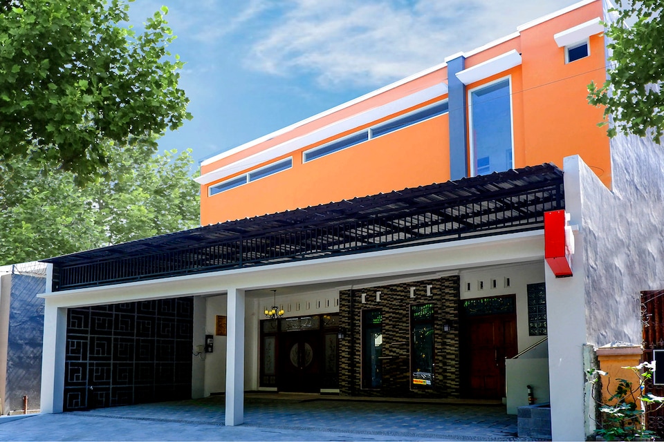 OYO 1137 Ndalem Panularan, Solo Timur, Solo