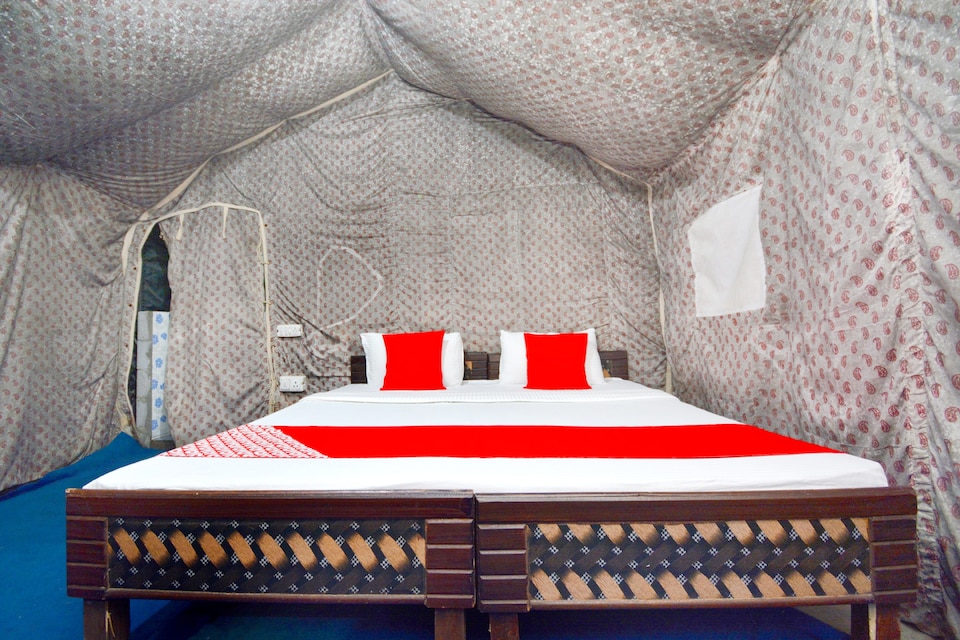 OYO 45317 Vaibhav Camp Site, Chail, Chail