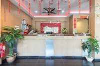 OYO 43939 Chemor Inn