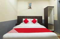OYO 43939 Chemor Inn