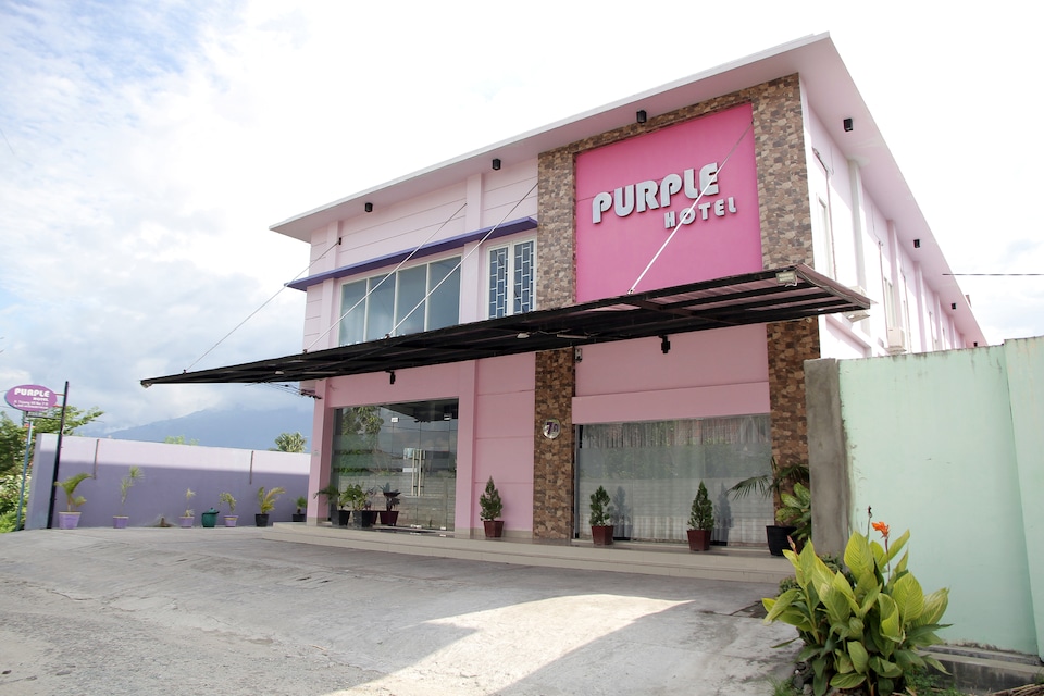 OYO 1138 Purple Hotel, South Palu, Palu