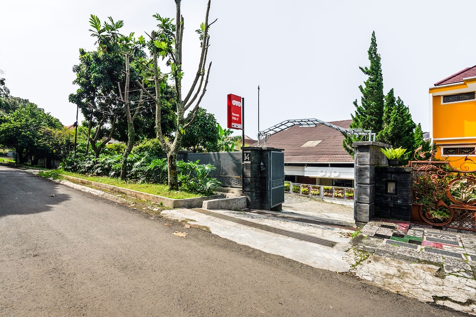 OYO 1139 Rossan Villa 2, Setiabudi Bandung, Bandung