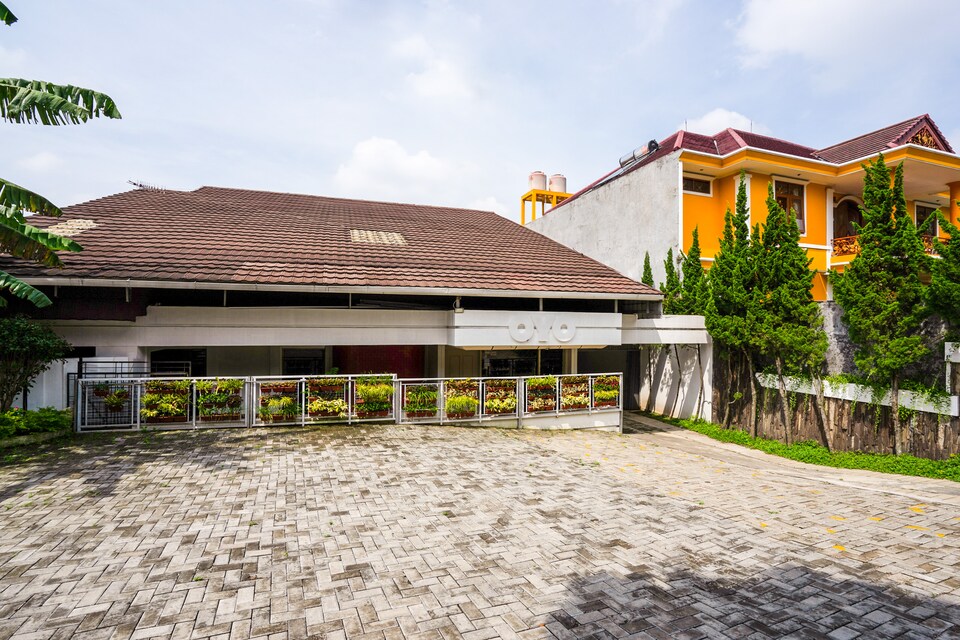 OYO 1139 Rossan Villa 2, Setiabudi Bandung, Bandung