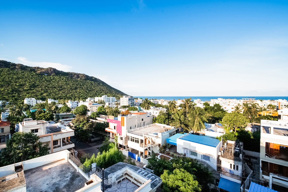 OYO 45322 Feel Like Home, Beach Side Visakhapatnam-II, Visakhapatnam