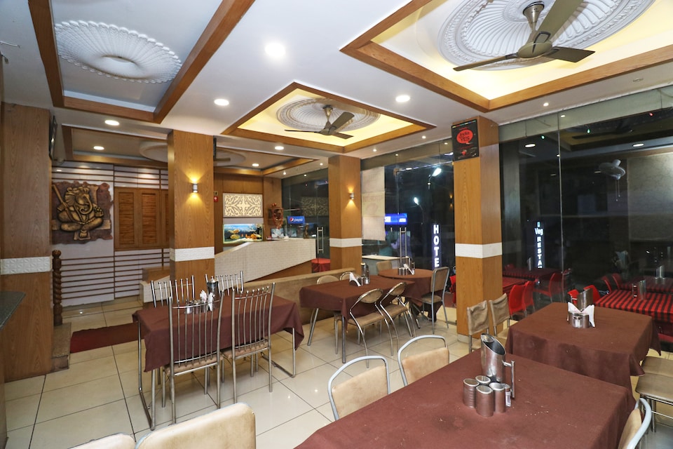 OYO Hotel Abhilasha, Pachmarhi, Pachmarhi