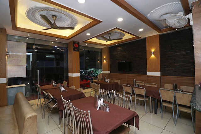 OYO Hotel Abhilasha