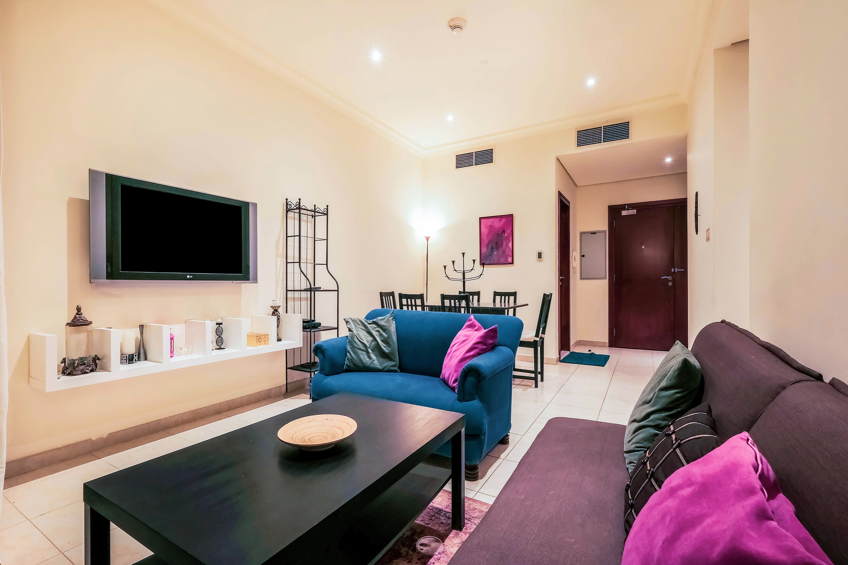 OYO Home 204 2BHK Marina Heights, Dubai Marina & JBR