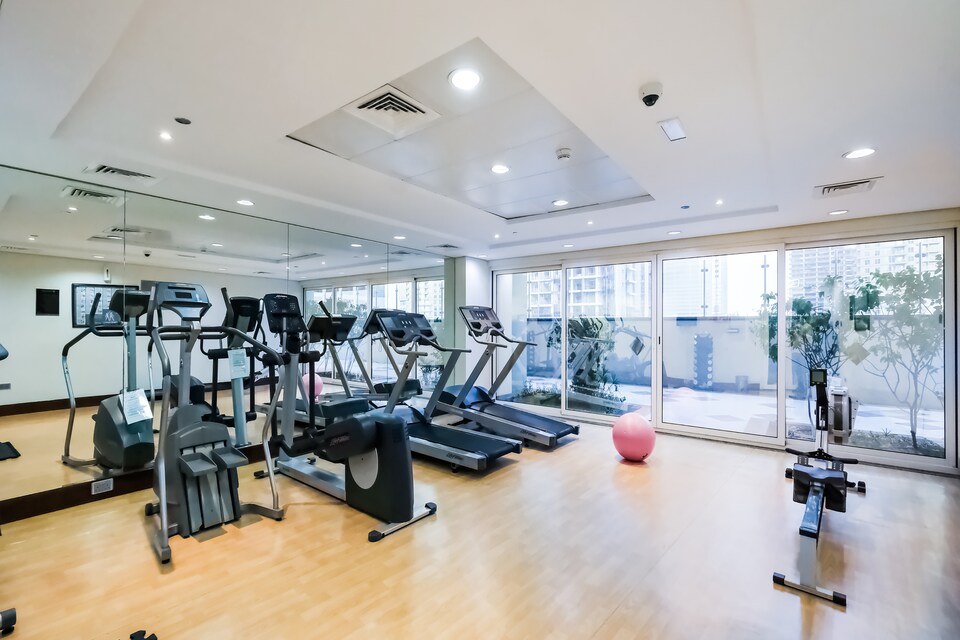 OYO Home 206 1 BR Lake View JLT, Jumeirah Lake Towers Dubai, Dubai