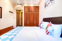 OYO Home 207 2BHK Marina Crown