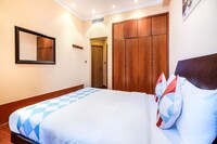 OYO Home 207 2BHK Marina Crown