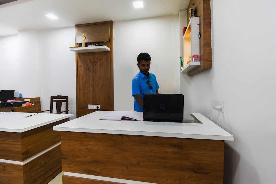 OYO 45335 Hotel Ratan Deluxe, Sangli, Sangli