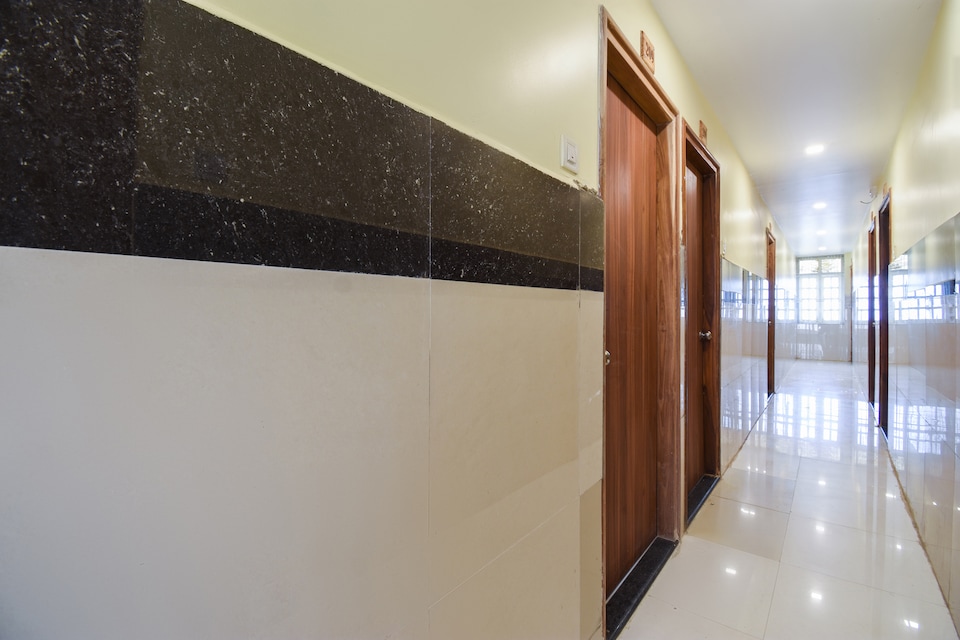 OYO 45335 Hotel Ratan Deluxe, Sangli, Sangli