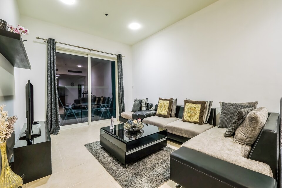 OYO Home 208 5212 Elite Residences 1 BR, Dubai Marina, Dubai