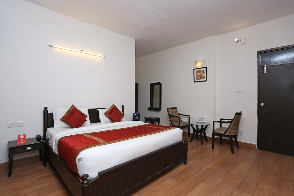 OYO 10959 Hotel Langdale Manor, Mall Road Nainital, Nainital