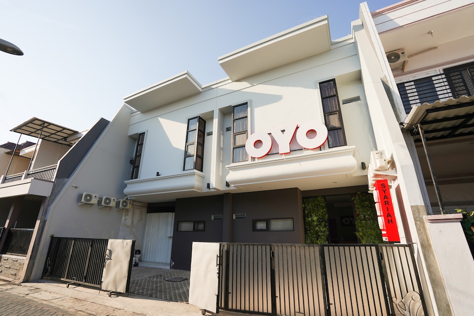 OYO 1143 Willow Residence, Mulyorejo, Surabaya